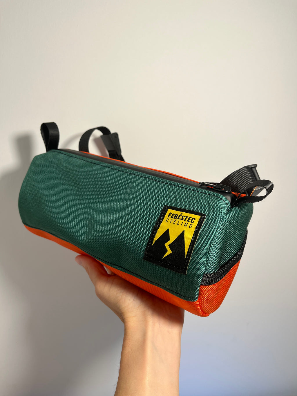 Handlebar bag - Green Bottle and Orange