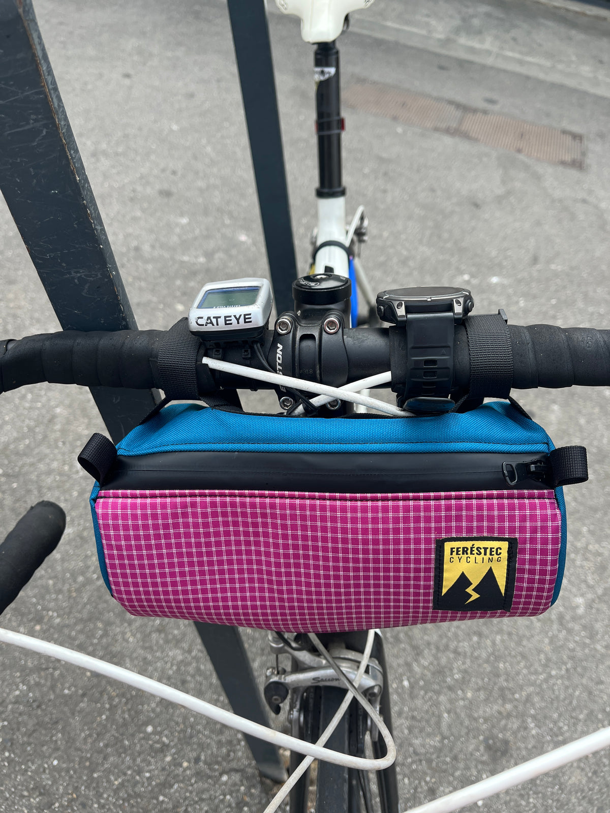 Handlebar bag Very Berry and Petrol Blue